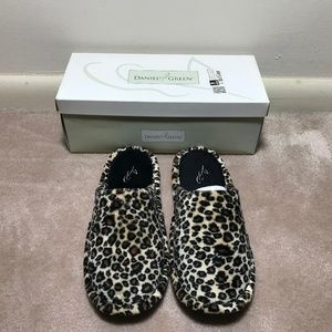 Daniel Green Cheetah Print Slippers